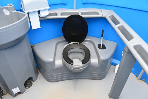 Porta potty delivery and setup in Molalla, OR